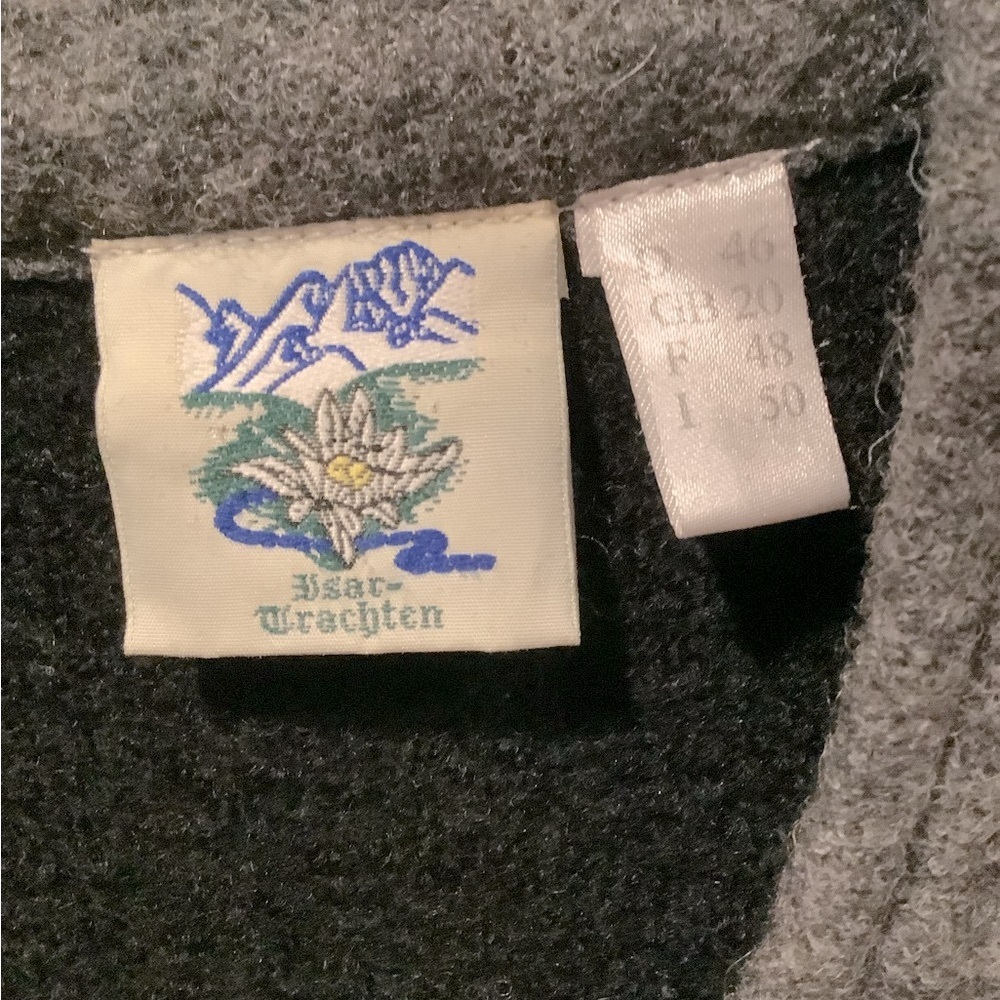 German Jacket Beautifully designed Bavarian wool jacket purchased in Germany - Picture 3 of 5